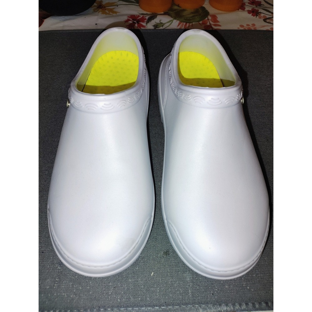 Yuelvda White Slip On Garden Clogs Waterproof Nursing Work Shoes Neon Insole